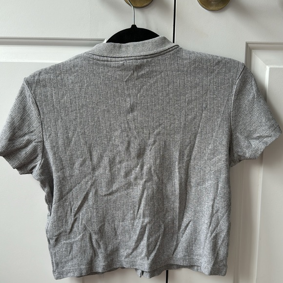 Cropped tshirt - Picture 2 of 2